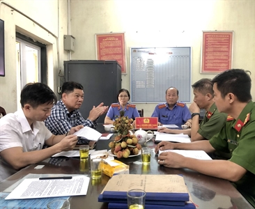 Kiểm sát trực tiếp việc tạm giữ, tạm giam và thi hành án phạt tù tại Nhà tạm...